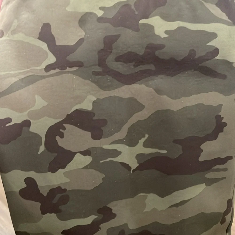 GOOD AMERICAN High Kickstand Camo Over The Knee Boots